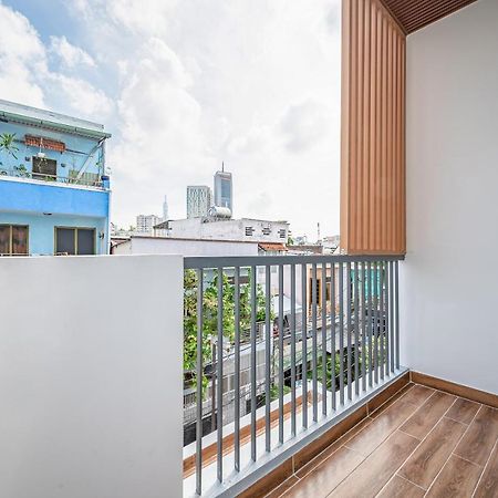 Cozrum Homes - Autumn House Ho Chi Minh City Exterior photo